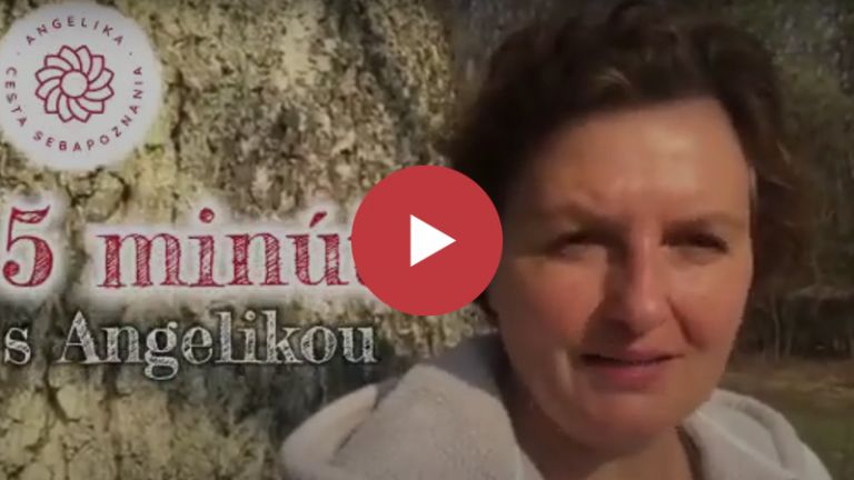 5 minút s Angelikou 15: Ako pomáhať iným ľuďom